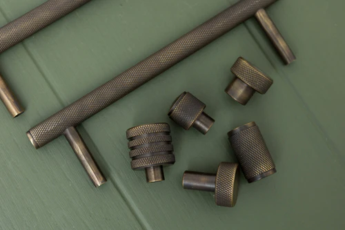 How to Choose the Perfect Brass Knurled Handles for Your Home